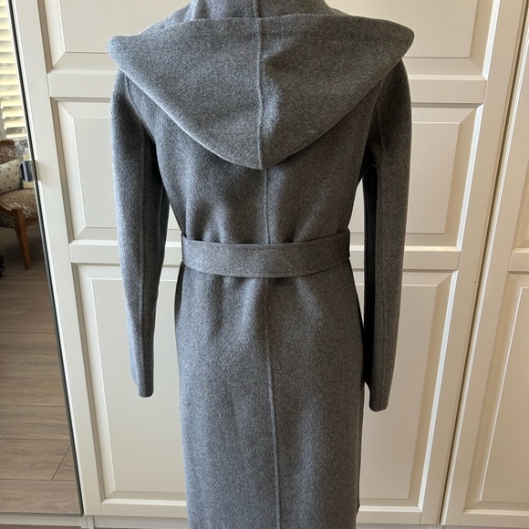 Magaschoni Grey Double-Faced Wool Wrap Coat with Hood & Black Trim Size Medium - Picture 2 of 8
